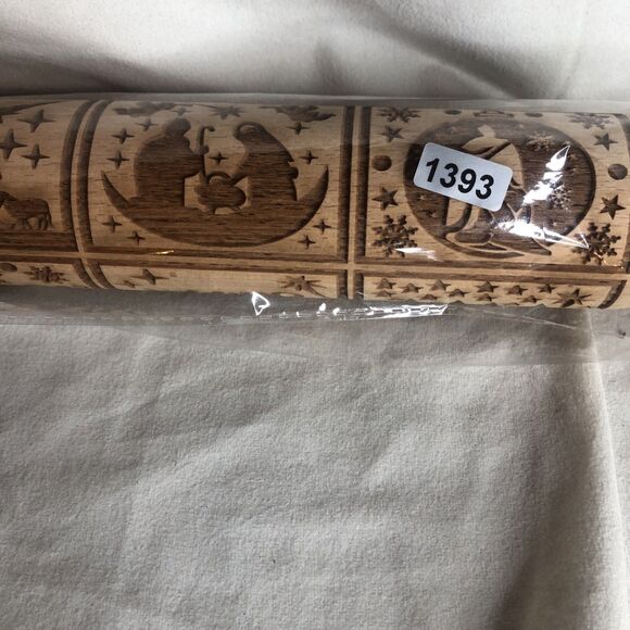 Brand New Nativity Pattern Xmas Christmas Wooden Embossing Rolling Pin - Picture 7 of 7